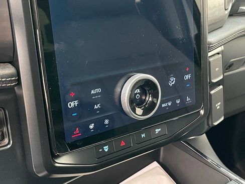 Used 2025 Ford F150 Lightning Flash image 17