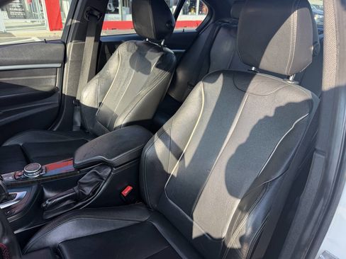 Used 2016 BMW 328i xDrive Sedan AWD/4WD image 9