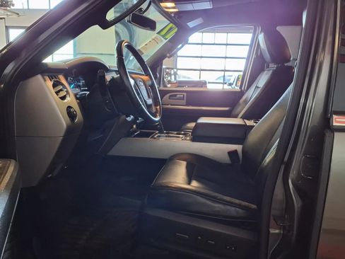 Used 2017 Ford Expedition EL Limited AWD/4WD image 17