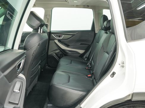 Used 2023 Subaru Forester Limited AWD/4WD image 19