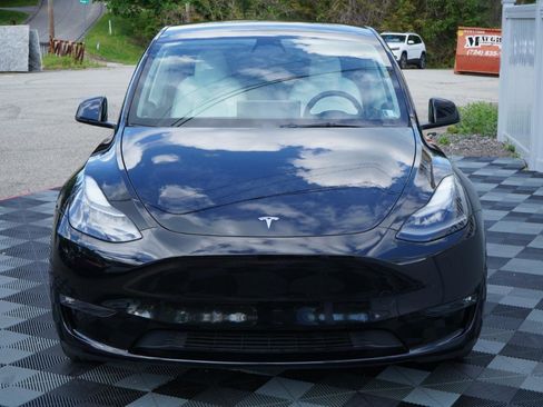 Used 2023 Tesla Model Y Performance AWD/4WD image 14