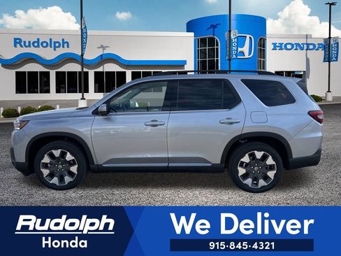 New 2026 Honda Pilot Touring image 2