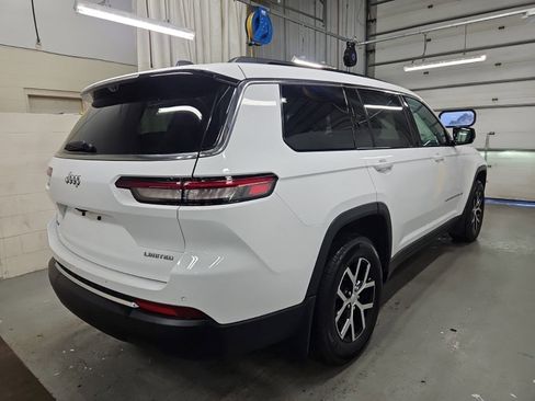 Used 2025 Jeep Grand Cherokee L Limited w/ Luxury Tech Group II AWD/4WD image 6