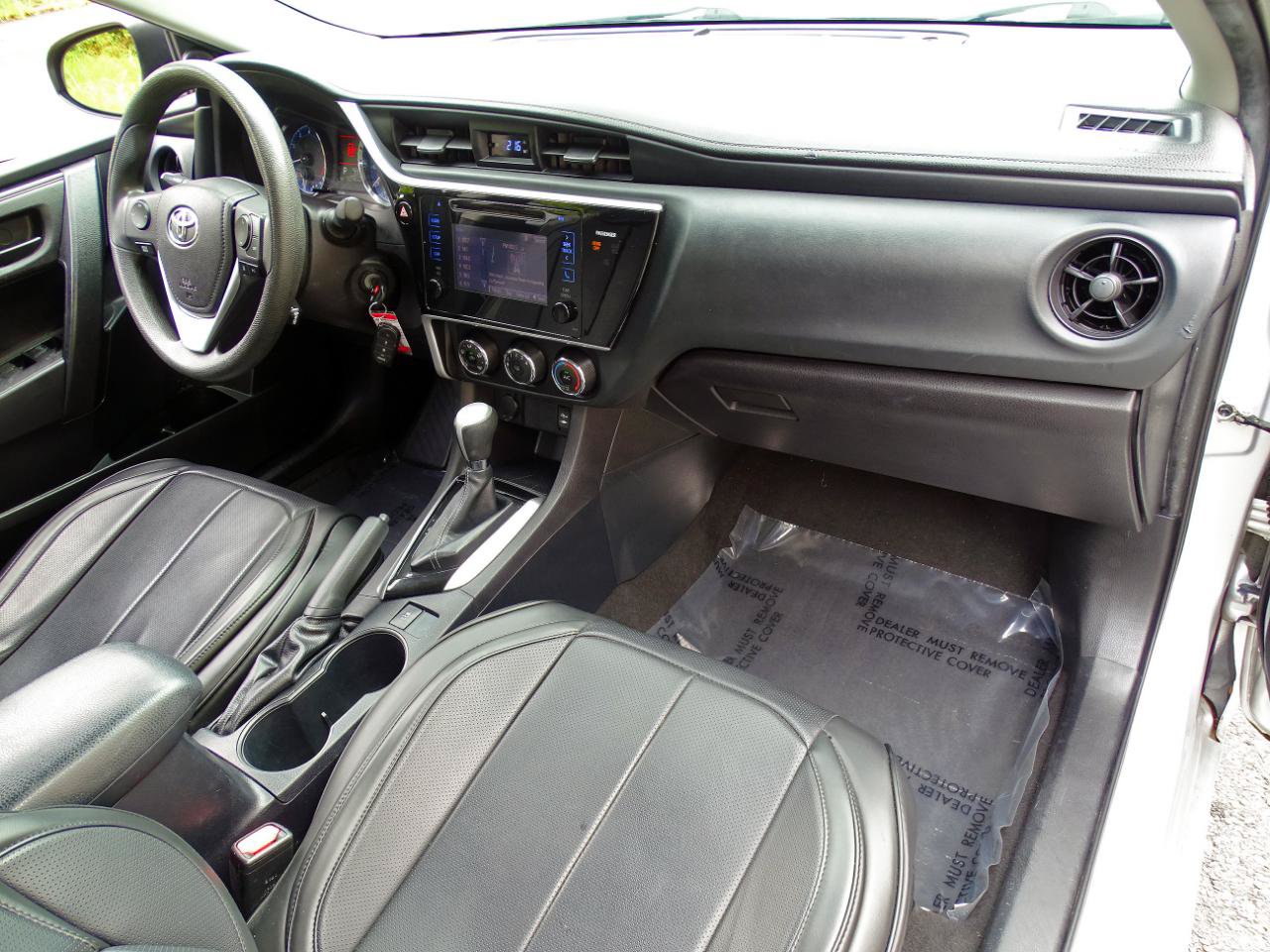 Used 2017 Toyota Corolla L FWD image 23