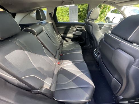 Used 2020 Acura RDX AWD w/ Advance Package image 23