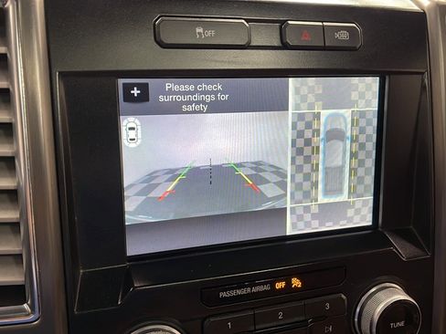 Used 2016 Ford F150 Limited AWD/4WD image 10