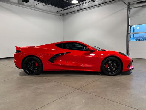 Used 2020 Chevrolet Corvette Stingray Premium Cpe w/ 3LT Preferred Equipment Group image 2