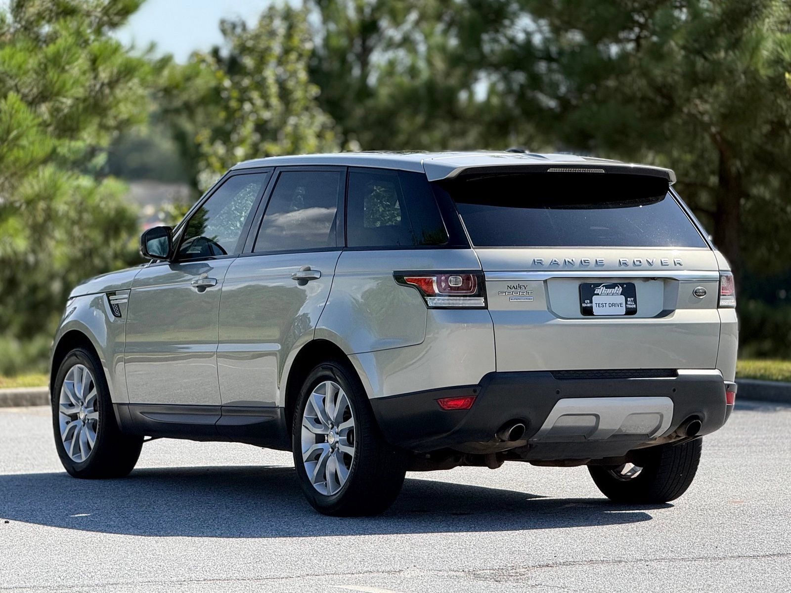 Used 2014 Land Rover Range Rover Sport Supercharged AWD/4WD image 10