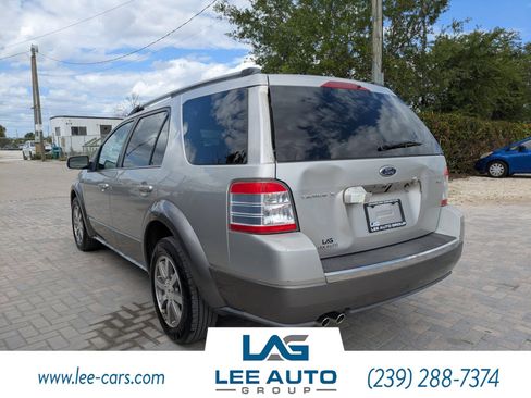 Used 2008 Ford Taurus X SEL image 5