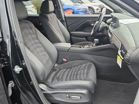 Certified 2025 Acura ADX A-Spec image 15