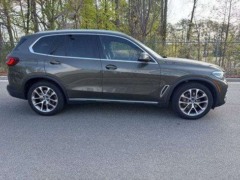 Certified 2023 BMW X5 xDrive40i w/ Luxury Seating Package image 4