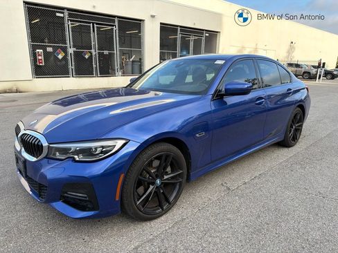 Used 2022 BMW 330e w/ M Sport Package RWD image 1