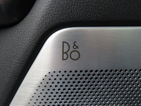 Used 2023 Ford F150 Lariat w/ Equipment Group 502A High image 69