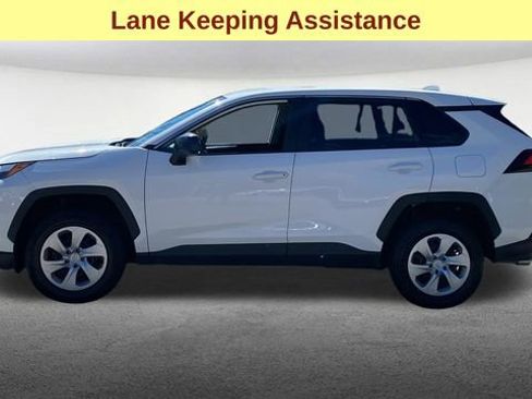 Used 2024 Toyota RAV4 LE AWD/4WD image 5