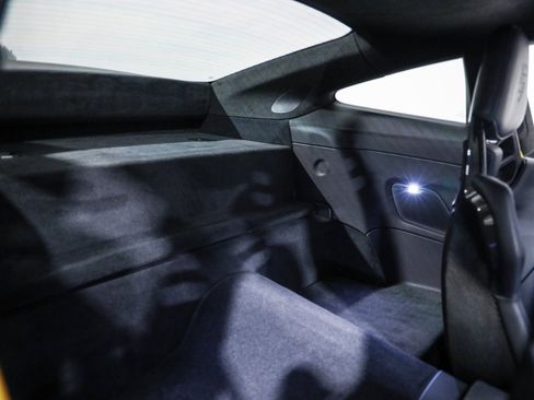 Used 2022 Porsche 911 Turbo S image 31