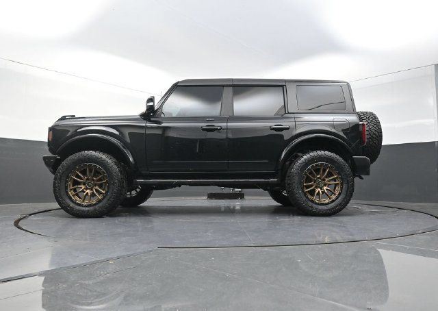 Used 2022 Ford Bronco Outer Banks AWD/4WD image 34