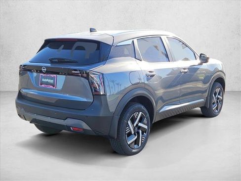 New 2026 Nissan Kicks SV image 2