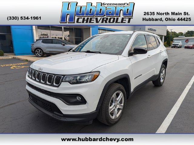 Used 2023 Jeep Compass Latitude AWD/4WD image 1