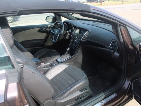 Used 2016 Buick Cascada Premium image 10