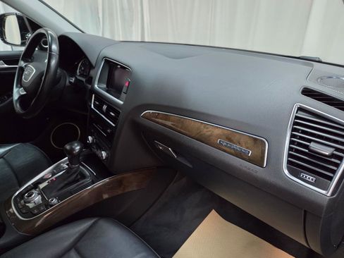 Used 2016 Audi Q5 2.0T Premium Plus w/ Technology Package AWD/4WD image 18