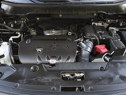 Used 2021 Mitsubishi Outlander Sport ES image 11