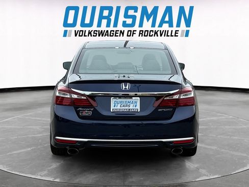 Used 2016 Honda Accord Sport image 5