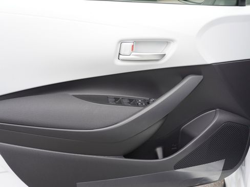 New 2026 Toyota Corolla SE image 17