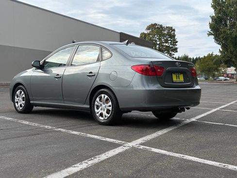 Used 2009 Hyundai Elantra GLS w/ Popular Equipment Pkg 2 image 3