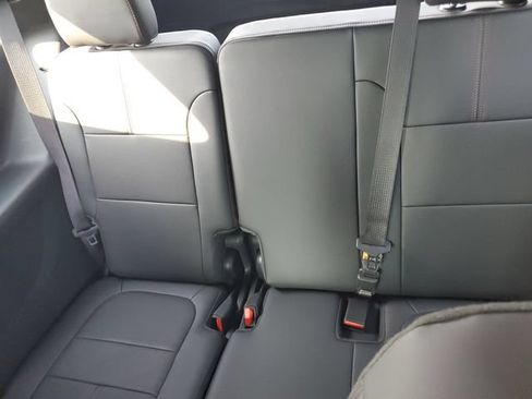 Certified 2023 Chevrolet Traverse RS AWD/4WD image 11