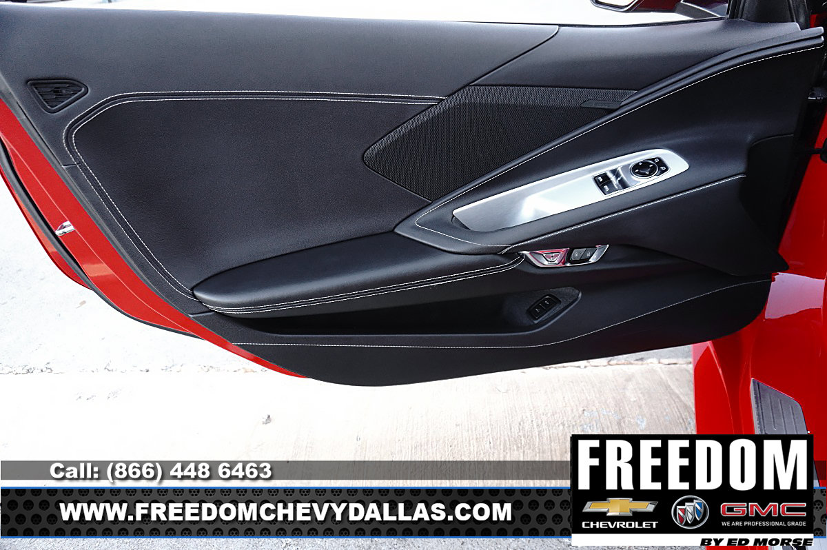 Used 2024 Chevrolet Corvette Stingray Coupe w/ 1LT RWD image 27