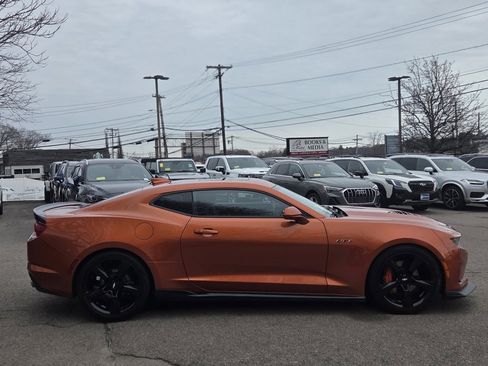 Used 2022 Chevrolet Camaro LT image 7
