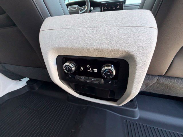 New 2027 GMC Acadia Denali w/ LPO, Floor Liner Package FWD image 18