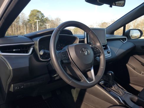 Used 2023 Toyota Corolla SE image 16