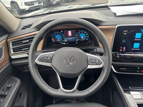 New 2026 Volkswagen Atlas SE image 20