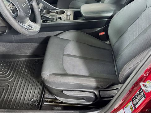 Used 2023 Kia K5 LXS image 15