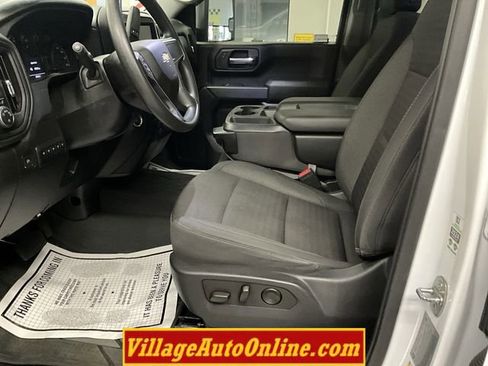 Used 2024 Chevrolet Silverado 2500 Custom w/ Custom Convenience Package AWD/4WD image 18