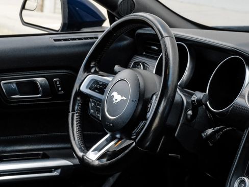 Used 2019 Ford Mustang GT w/ GT Performance Package RWD image 15