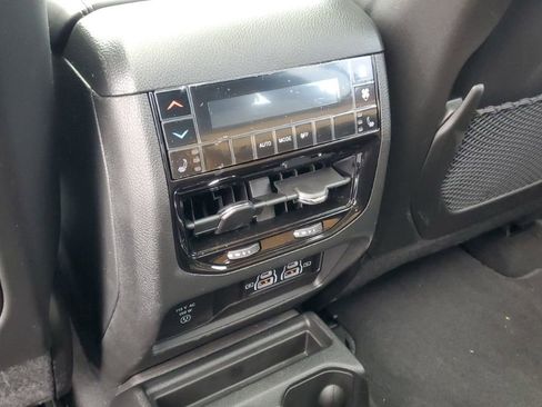 New 2025 Jeep Grand Cherokee L Limited AWD/4WD image 30
