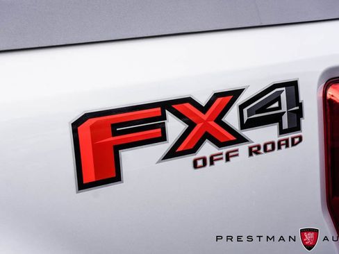 Used 2017 Ford F250 Platinum w/ Platinum Ultimate Package image 15