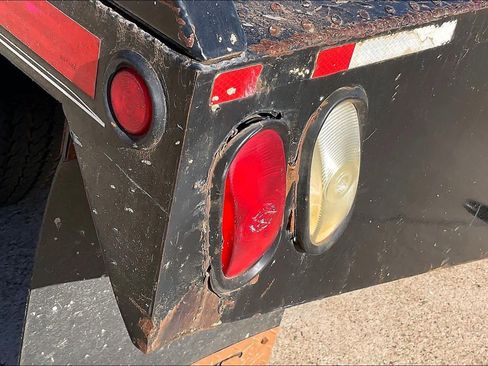 Used 2006 Ford F350 Lariat image 26