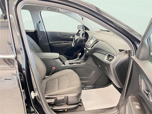 Used 2019 Chevrolet Equinox LT image 11