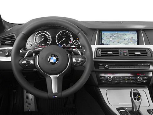 Used 2014 BMW 535d xDrive AWD/4WD image 6