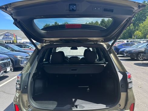 Used 2025 Subaru Forester Premium AWD/4WD image 8