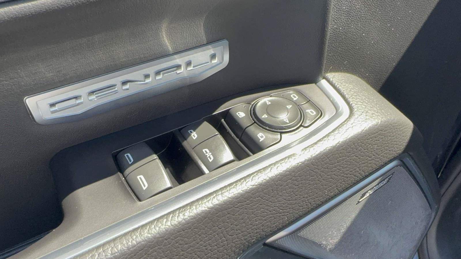 Used 2022 GMC Sierra 1500 Denali AWD/4WD image 25