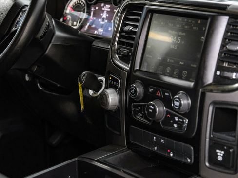 Used 2014 RAM 1500 Sport image 28