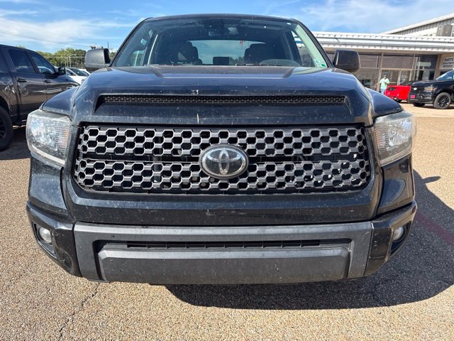 Used 2020 Toyota Tundra SR5 w/ SX Package RWD image 2