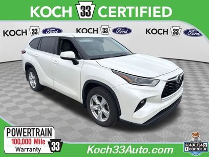 Used 2021 Toyota Highlander LE
