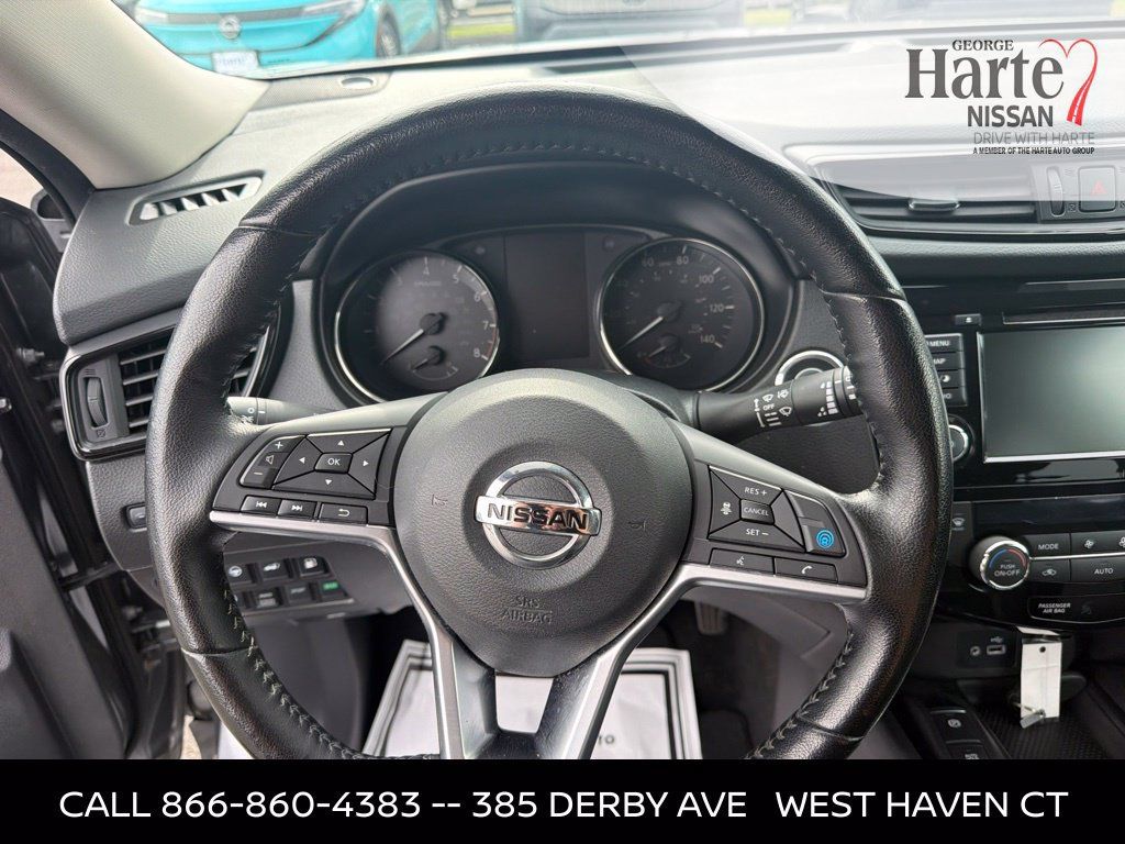 Certified 2020 Nissan Rogue SV w/ Premium Package AWD/4WD image 12