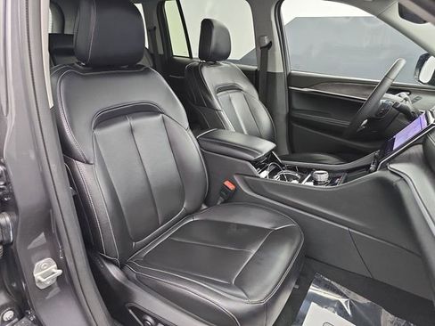 Used 2023 Jeep Grand Cherokee Limited image 50