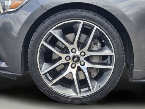 Used 2016 Ford Mustang GT Premium w/ Equipment Group 401A RWD image 11
